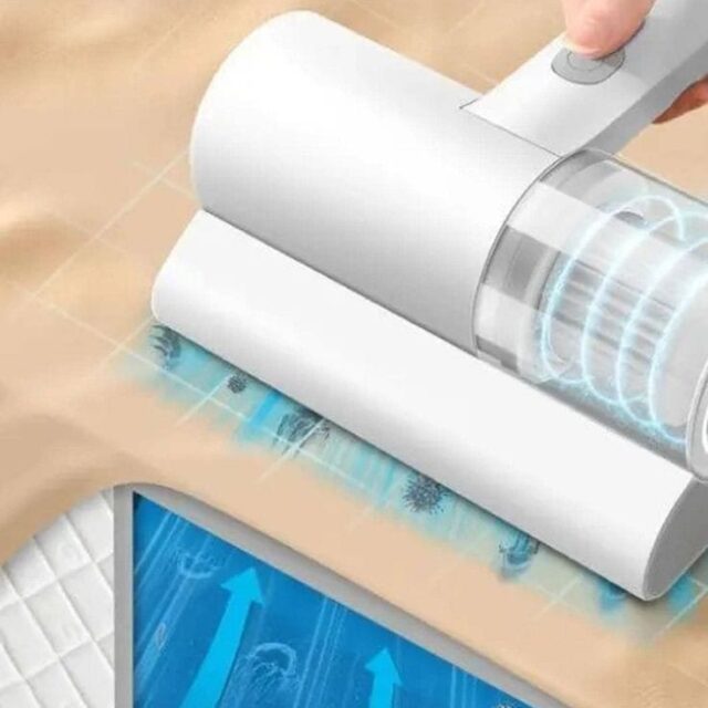 Codeless Handheld Vacuum Cleaner