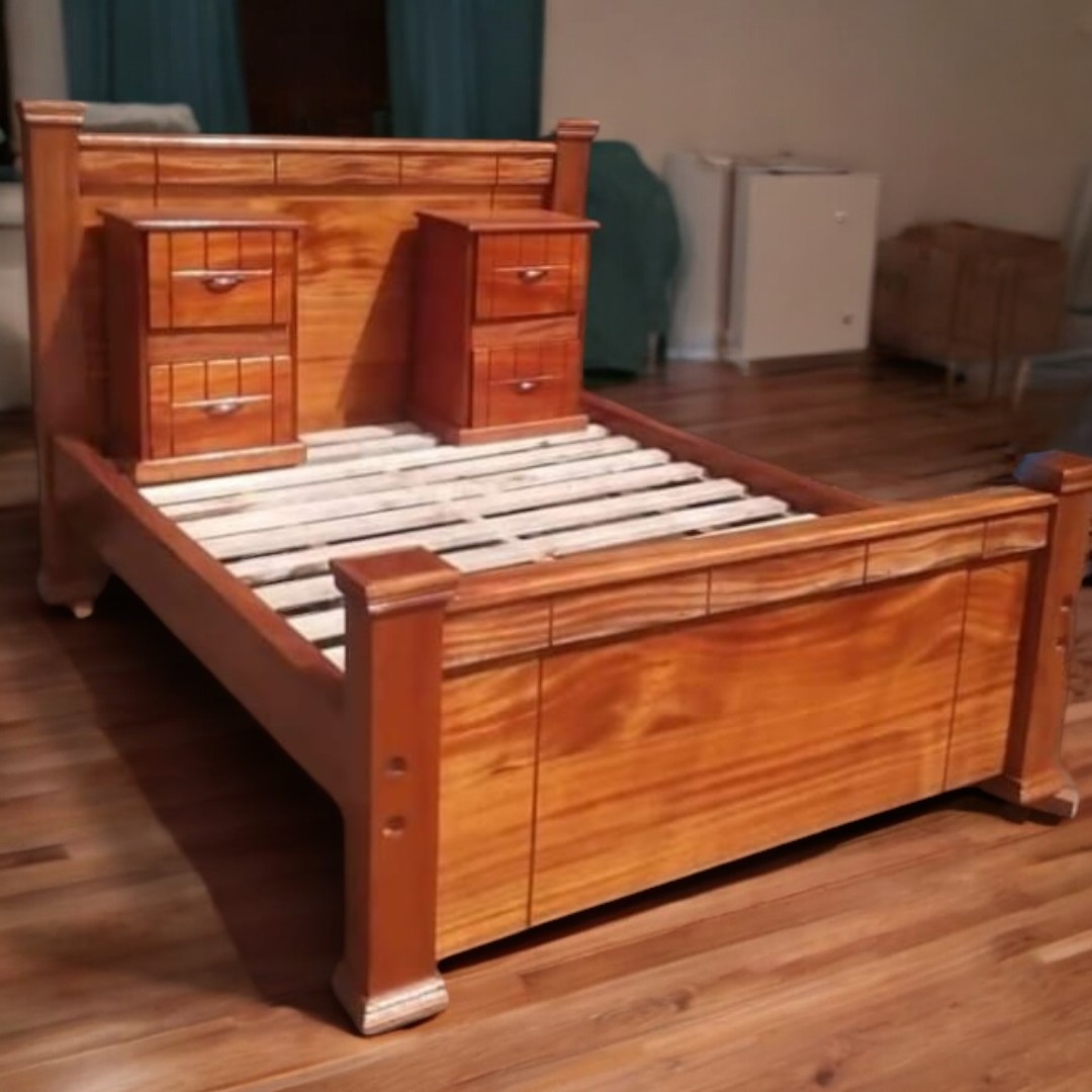 Solid Mahogany Bed  6*6